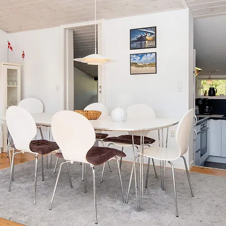 8 Person In Romo بيت للعطل *